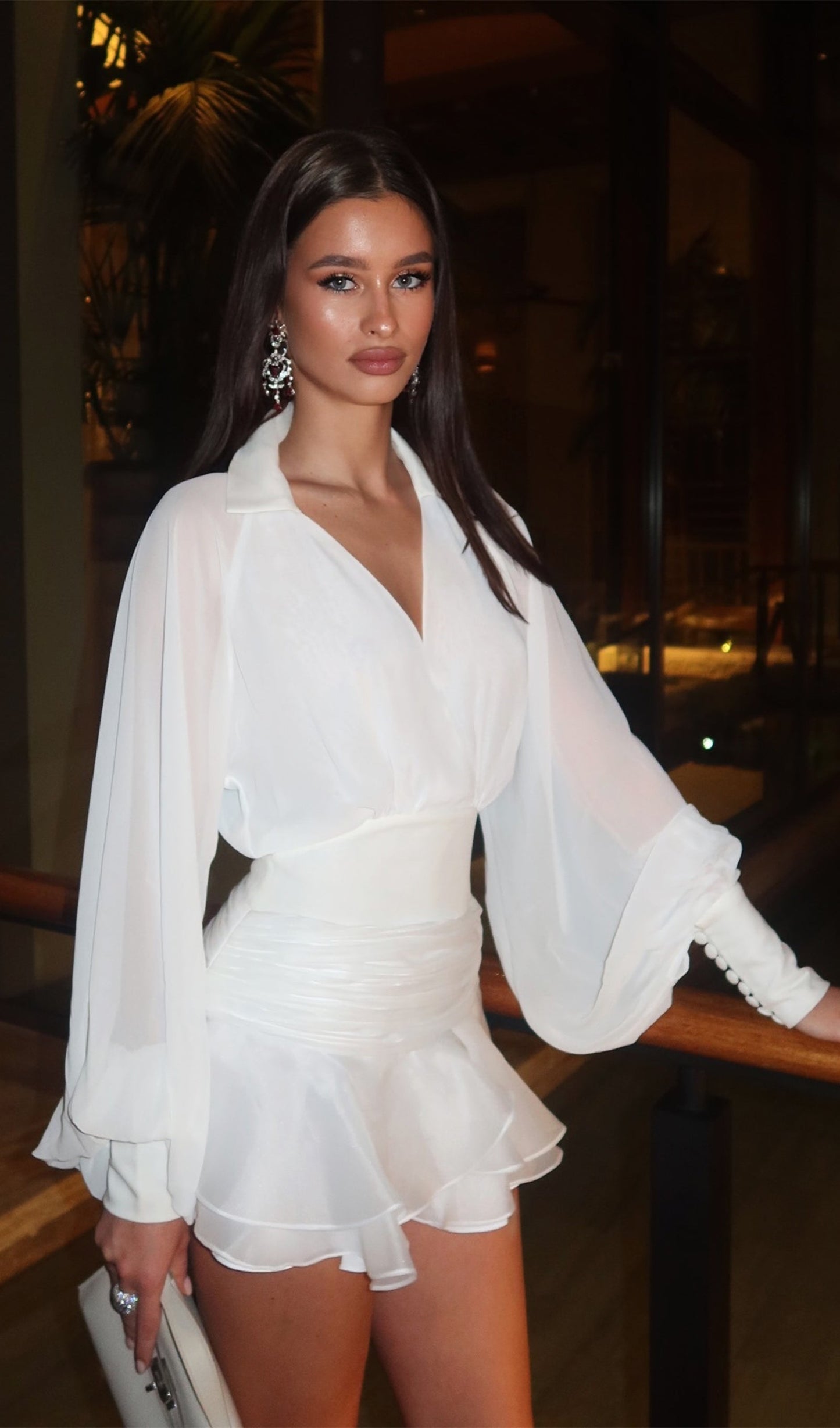 SOLID LANTERN SLEEVE MINI DRESS