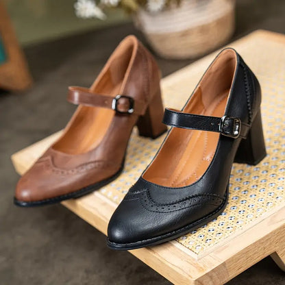BROGUE STRAP PUMPS